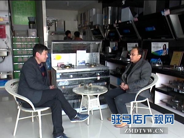 大學(xué)生自主創(chuàng)業(yè)，12年打拼從打工仔成為四家連鎖店老板上送_20160306091220.jpg