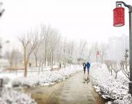 這么美麗的雪景，約上好友，約上朋友（你懂的），一起浪漫下，也是未曾錯(cuò)過(guò)的見(jiàn)證！