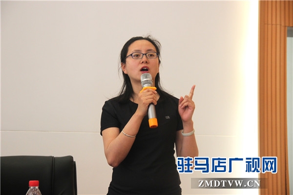 10、幼兒保育教師馬麗娜授課.jpg