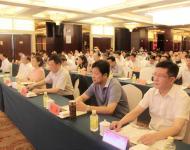 上午十時(shí)，啟動(dòng)儀式正式開始。市委常委、宣傳部長(zhǎng)戚存杰，市政府副市長(zhǎng)馮玉梅，市委宣傳部常務(wù)副部長(zhǎng)劉衛(wèi)明，市廣播電視臺(tái)臺(tái)長(zhǎng)王宇，市廣播電視臺(tái)總編輯王磊，市電視新聞中心主任于海建，省駐駐新聞單位、市屬新聞單位及新媒體單位的代表，市直各有關(guān)單位負(fù)責(zé)宣傳的科長(zhǎng)（辦公室主任），各縣區(qū)委宣傳部分管副部長(zhǎng)及網(wǎng)絡(luò)科長(zhǎng)等200余人出席今天的上線啟動(dòng)儀式。