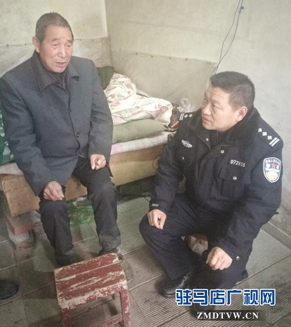 春節(jié)期間，東高派出所開展“警民同心”走訪慰問活動