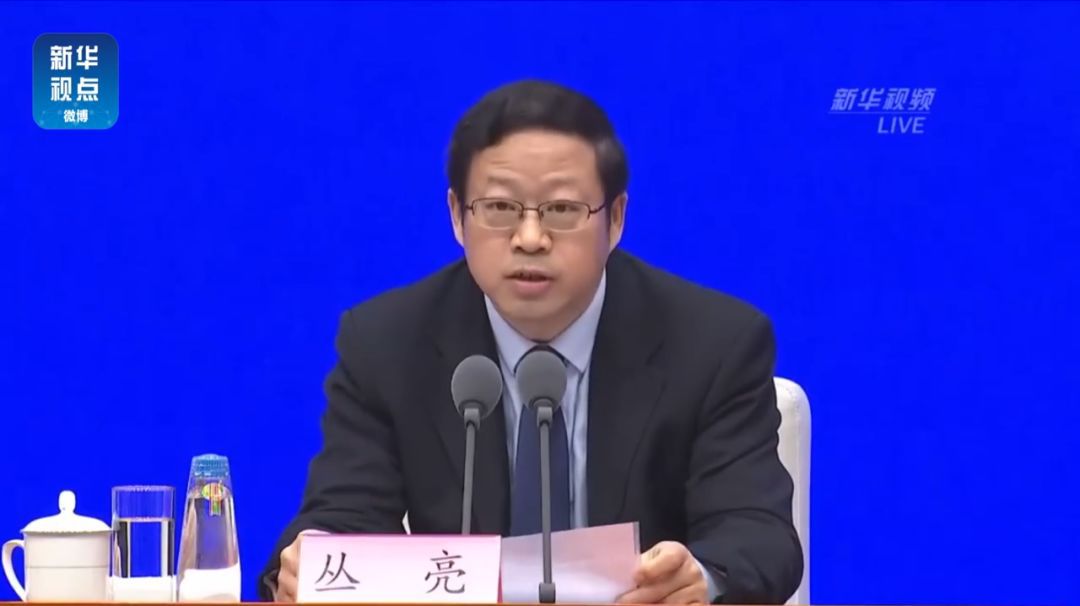 “?全國(guó)口罩企業(yè)復(fù)工率超過(guò)76%”……今天，這些重要消息值得關(guān)注！
