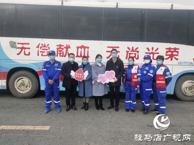 獻血救人“疫”不容辭，新蔡縣727人參與無償獻血