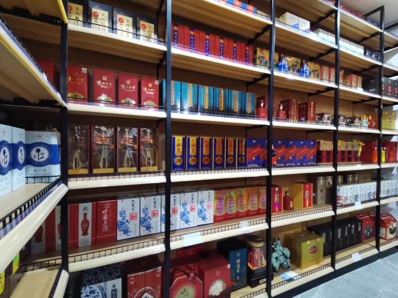 天翼傳大愛，聚力暖人心！天翼商貿(mào)美酒文化體驗(yàn)館開業(yè)現(xiàn)場(chǎng)溫情上演公益慈善拍賣