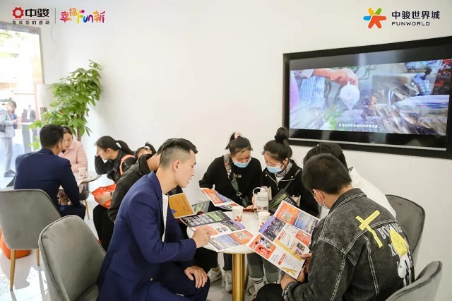 紅動天中，千人到場！中駿世界城展廳開放盛況空前！