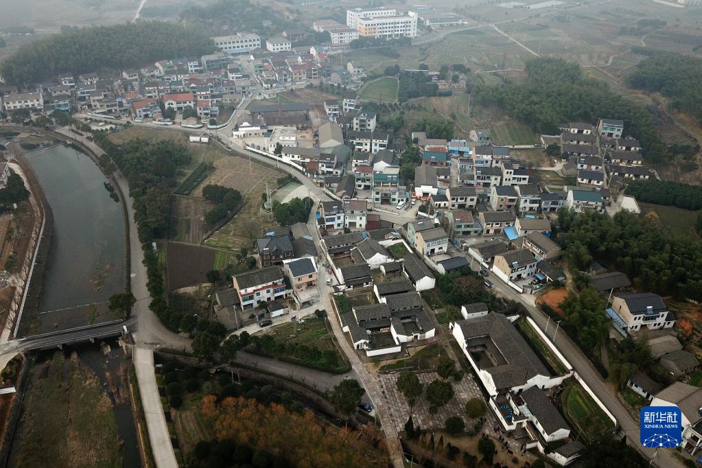 奮斗百年路 啟航新征程·中國共產(chǎn)黨人的精神譜系丨偉大覺醒、偉大革命——改革開放精神述評
