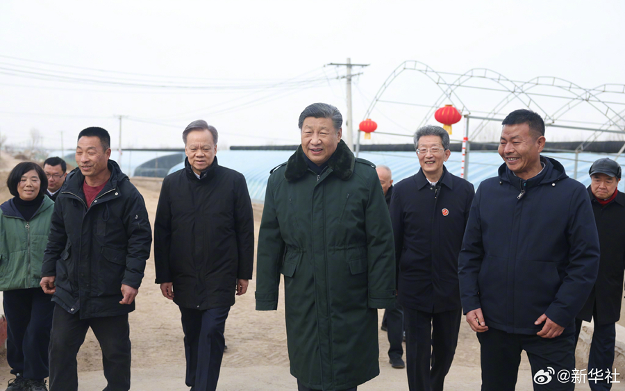 習近平春節(jié)前夕在天津看望慰問基層干部群眾