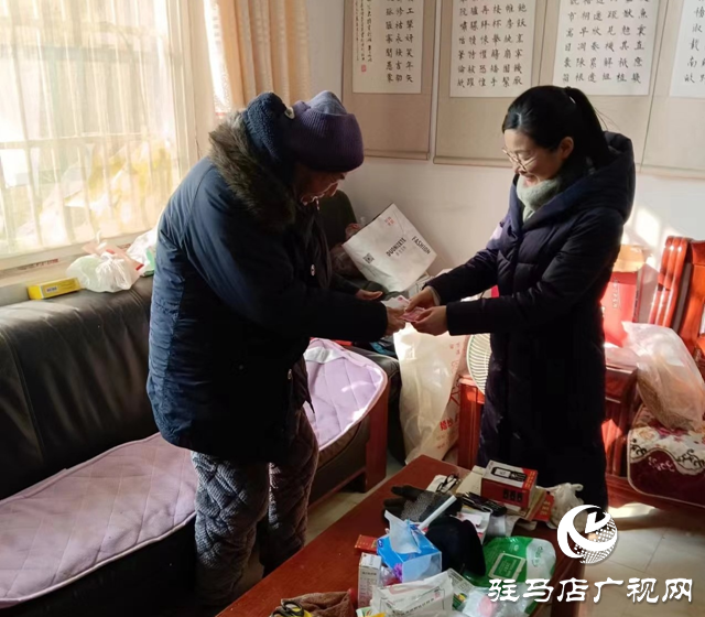 新蔡縣韓集鎮(zhèn)：慰問老黨員 不忘初心送溫暖