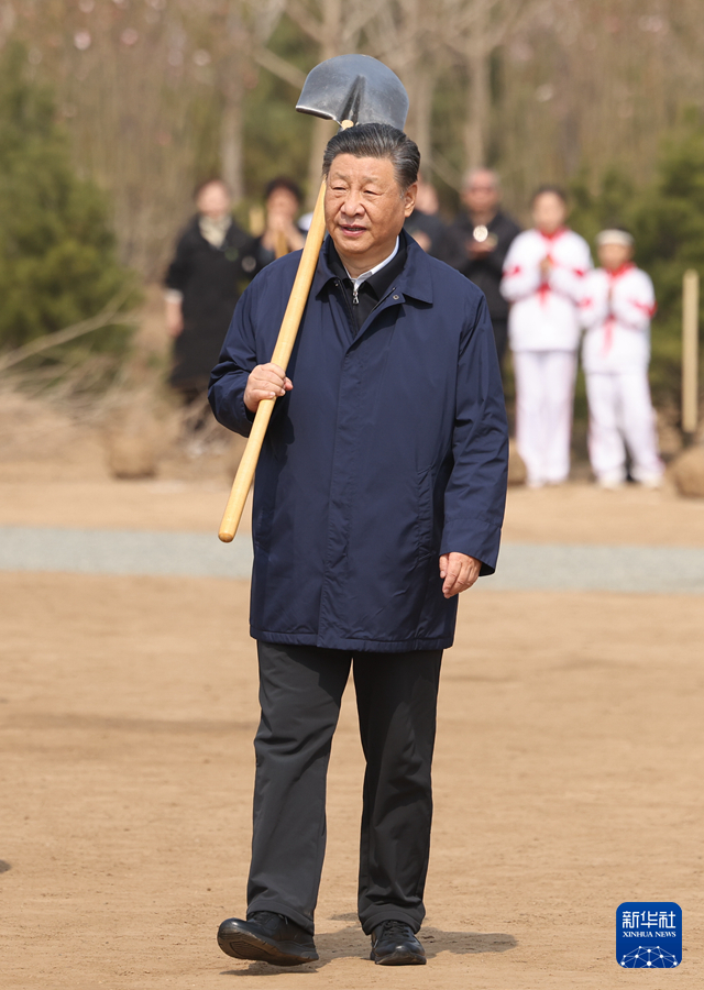 習近平在參加首都義務植樹活動時強調 全民植樹增綠 共建美麗中國