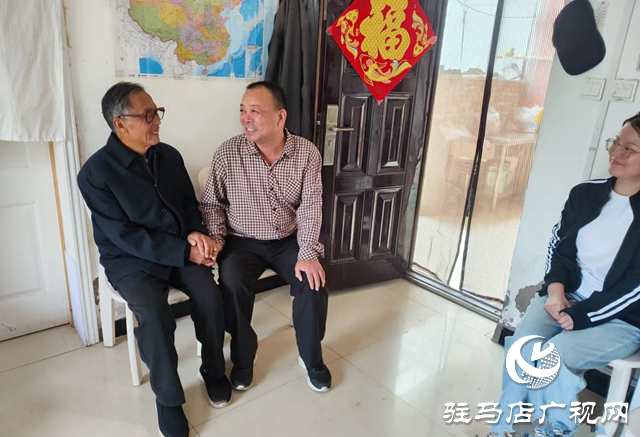 新蔡縣委統(tǒng)戰(zhàn)部開展重陽節(jié)走訪慰問活動(dòng)