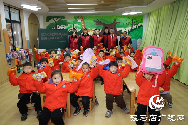 駐馬店市公交公司：在志愿服務中踐行新時代雷鋒精神