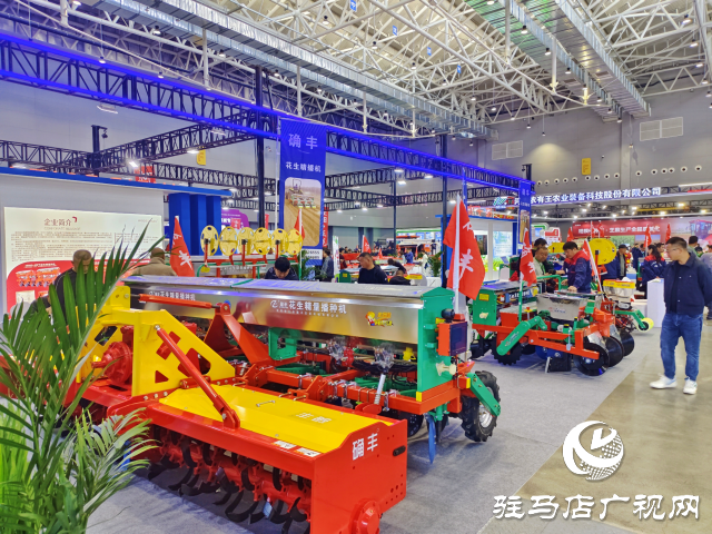 確山縣瓦崗鎮(zhèn)：科技賦能農(nóng)業(yè) 農(nóng)機(jī)引領(lǐng)新篇