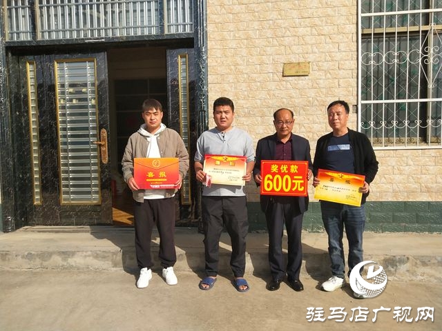 泌陽(yáng)縣郭集鎮(zhèn)：喜報(bào)送進(jìn)家門 軍屬共享榮光