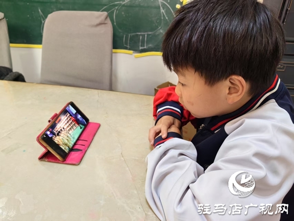 駐馬店市第十一小學開展第30個“全國中小學生安全教育日”系列活動