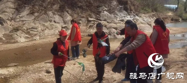 駐馬店市文化市場綜合行政執(zhí)法支隊開展文明實踐鄉(xiāng)村行活動