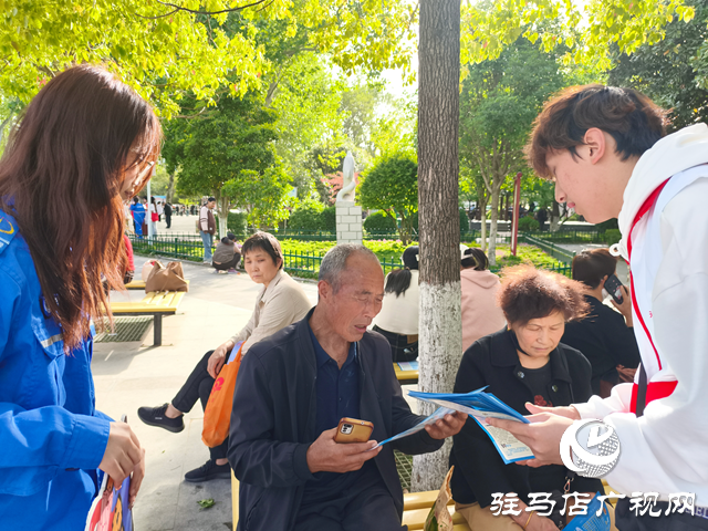 駐馬店經(jīng)濟開發(fā)區(qū)紅十字天中救援隊開展反詐騙宣傳活動