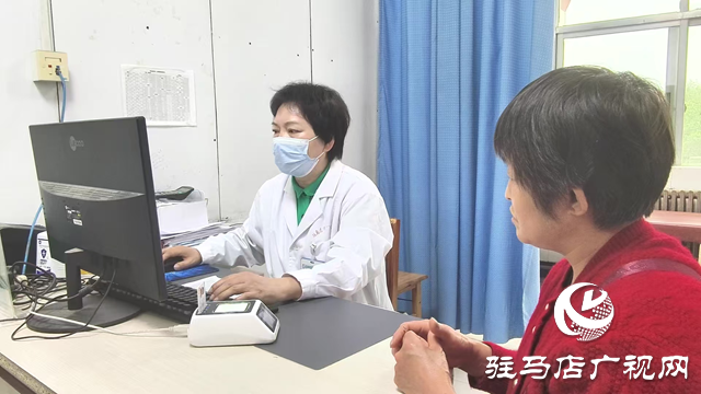 一覺醒來竟遭”鬼剃頭” 生活中該如何防治斑禿？