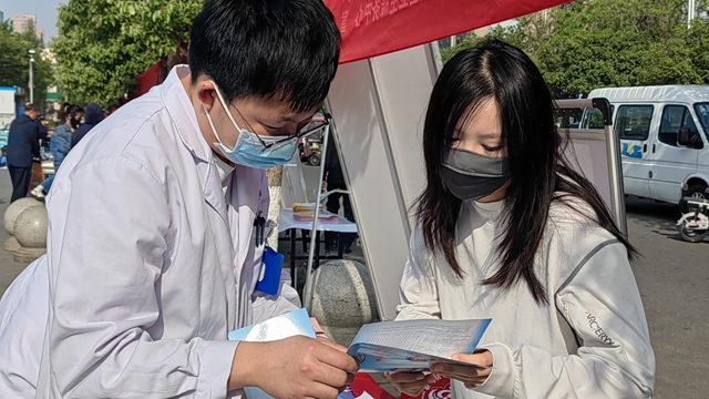 全國第39個(gè)兒童預(yù)防接種日：駐馬店街頭傳遞健康守護(hù)
