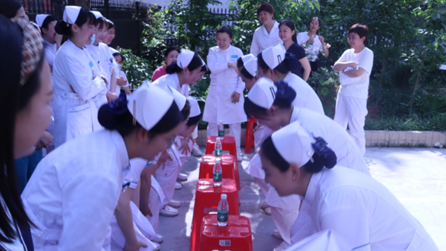 活力綻放迎五一 醫(yī)心聚力展風(fēng)采——駐馬店市第二中醫(yī)院“五一”系列活動圓滿舉行