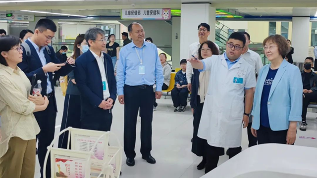 中國殘聯(lián)與聯(lián)合國兒童基金會專家組蒞臨駐馬店市中心醫(yī)院婦女兒童醫(yī)院指導培訓