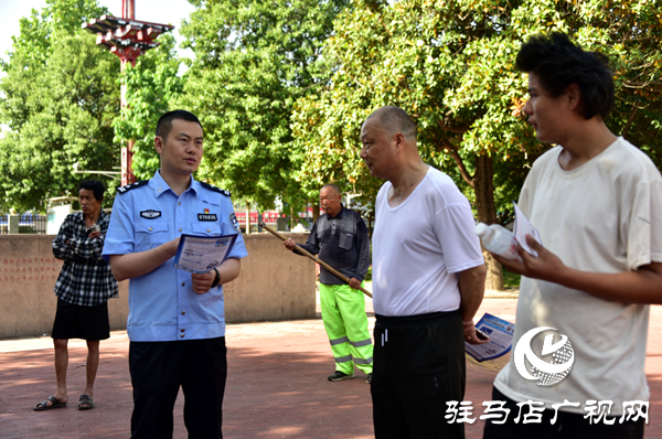 平輿縣公安局開展《反有組織犯罪法》宣傳活動(dòng)效果顯著 