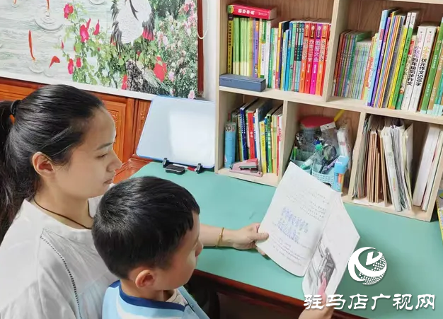  書香浸潤心靈，閱讀點亮人生一一駐馬店市第三小學(xué)世界讀書日活動成果展