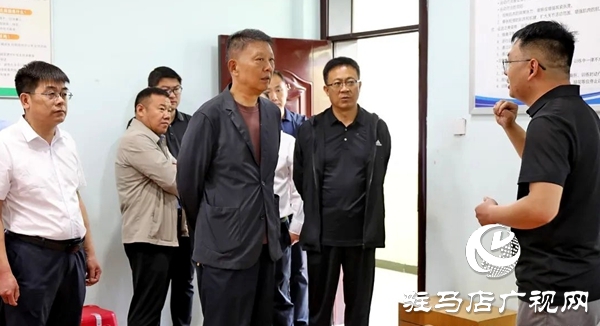  平輿縣政協(xié)社會(huì)福利和社會(huì)保障界別委員開展“正作風(fēng) 樹形象 強(qiáng)化保障促發(fā)展”讀書活動(dòng)